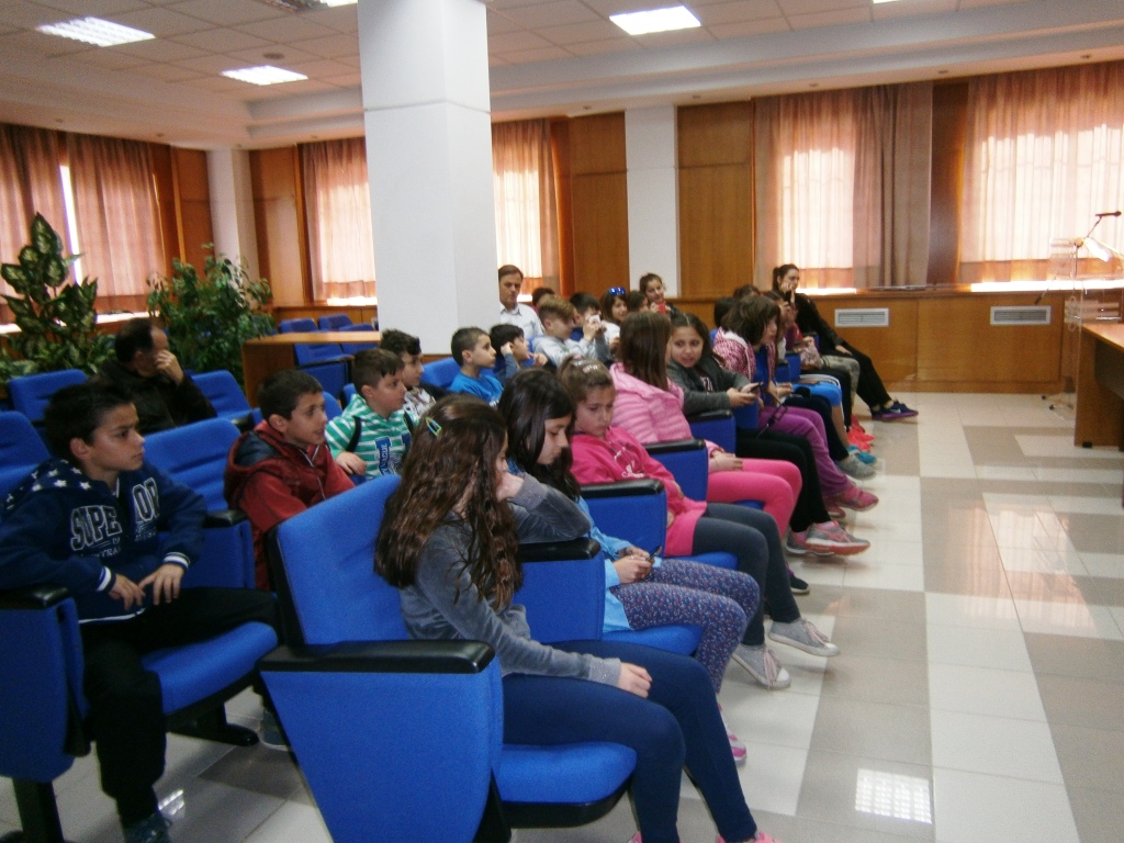 Εκπαιδευτική Επίσκεψη της Ε΄ τάξης στον Υδροηλεκτρικό Σταθμό Καστρακίου
